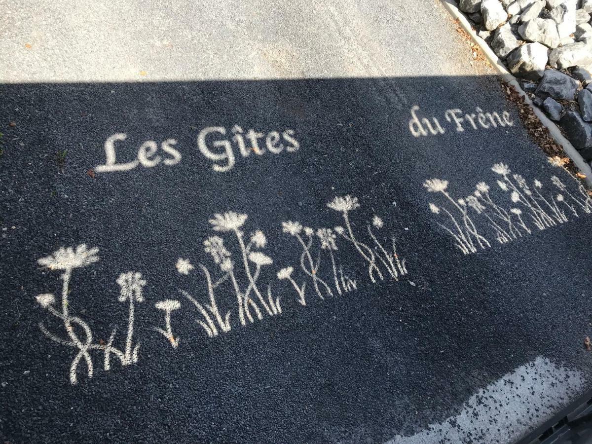 Gites Du Frene Wattignies Bagian luar foto